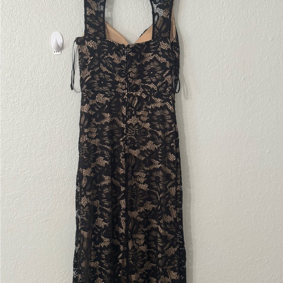 B. Smart Black and Tan Sweetheart Maxi Gown - Picture 3 of 5